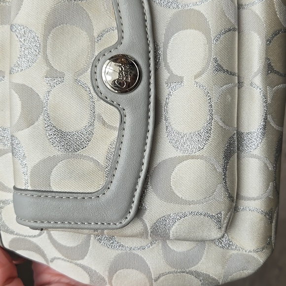 Coach Crossbody - Picture 7 of 13
